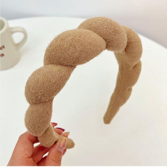 Skincare Bubble Headband - Picture 4 of 5